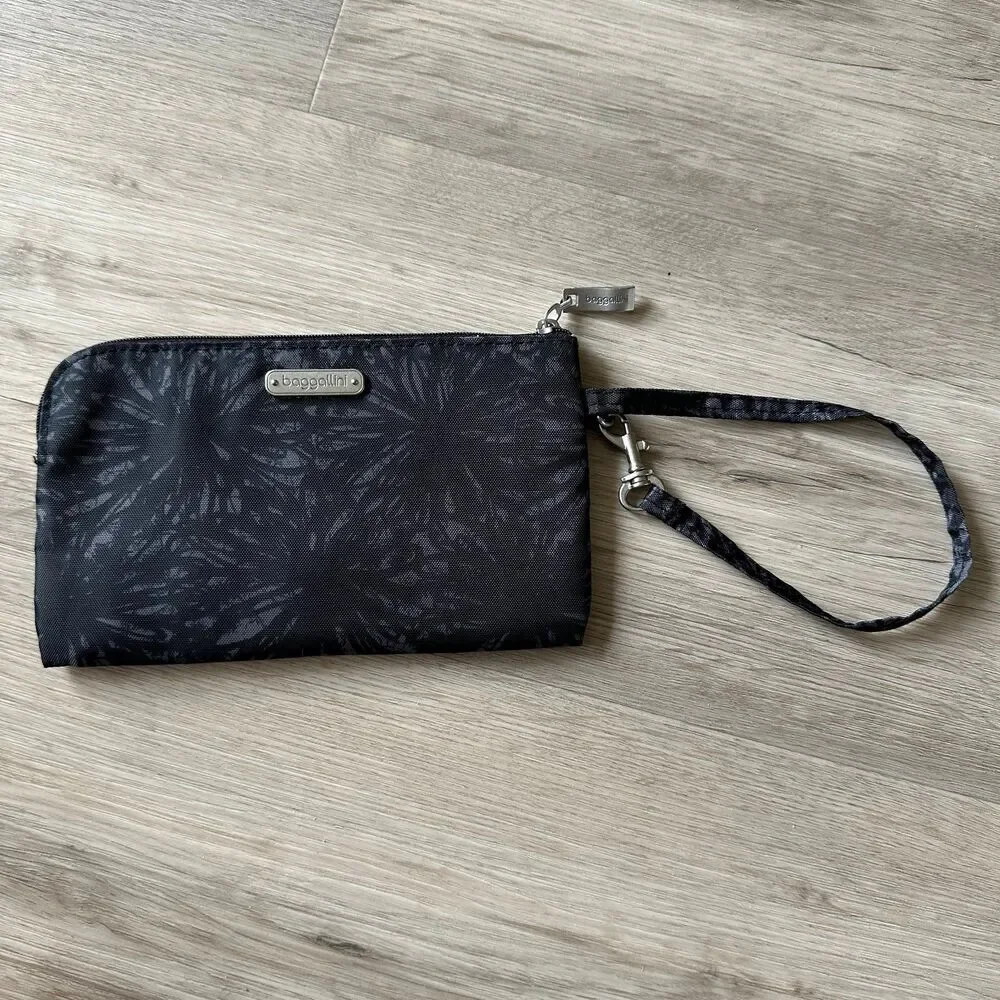 Baggallini Go Phone Wristlet Wallet Clutch RFID Onyx Floral